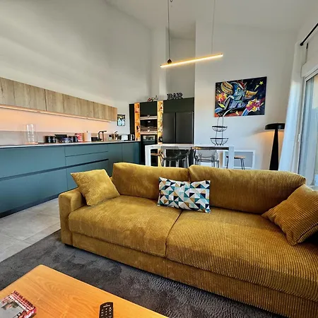 T3 Neuf Terrasse Xxl Parking Prive Classe 4 Etoiles Anglet Extérieur photo